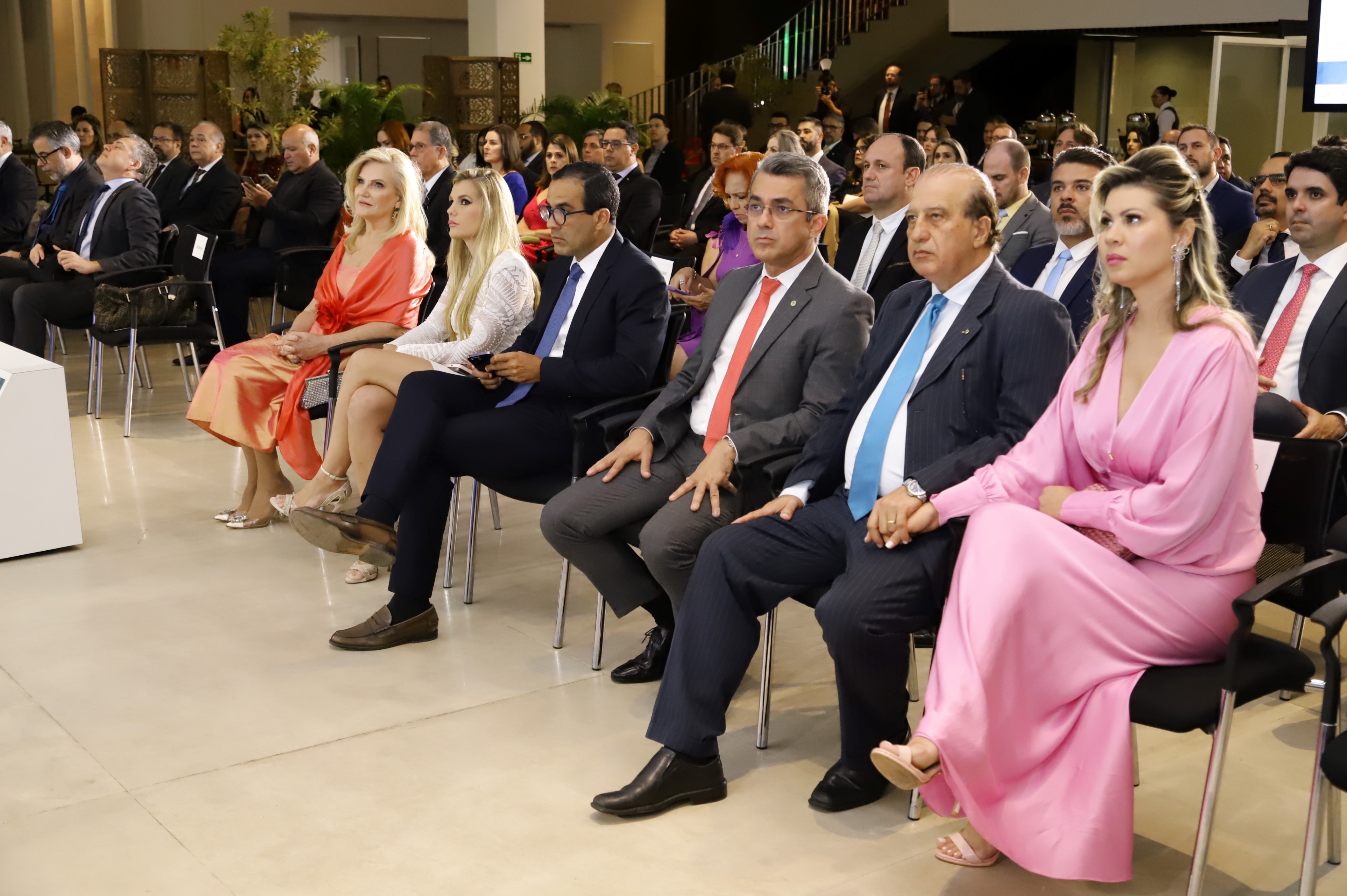 Prêmio RGB homenageia instituições e profissionais que adotam boas ...